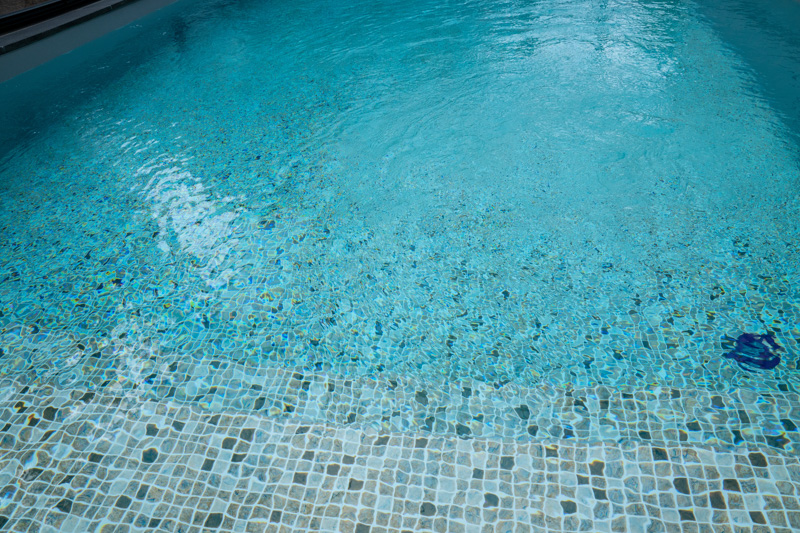 Installation piscine en mosaïques/carrelages, les différentes étapes