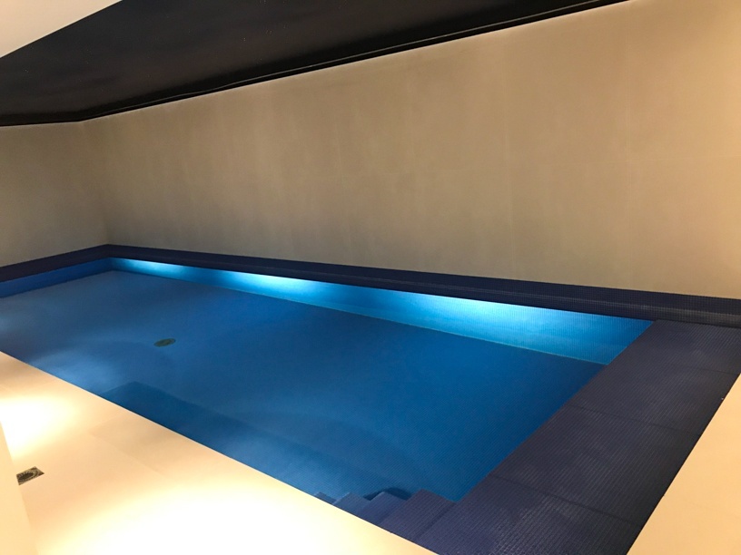 entreprise piscine interieur