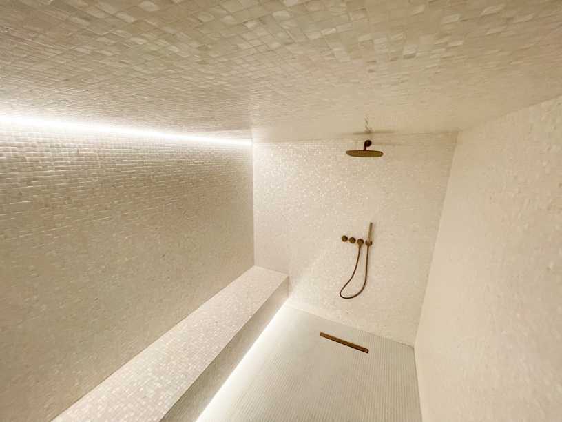 eclairage discret rubans led hammam